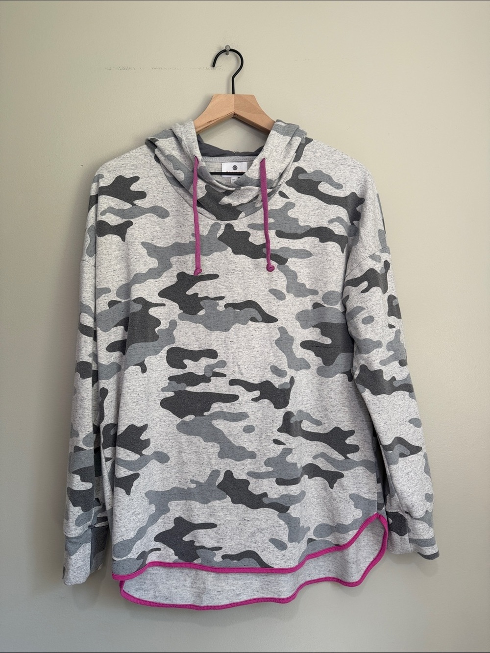 Sundry Gray Camo Hoodie Sweater with Pink Trim 1